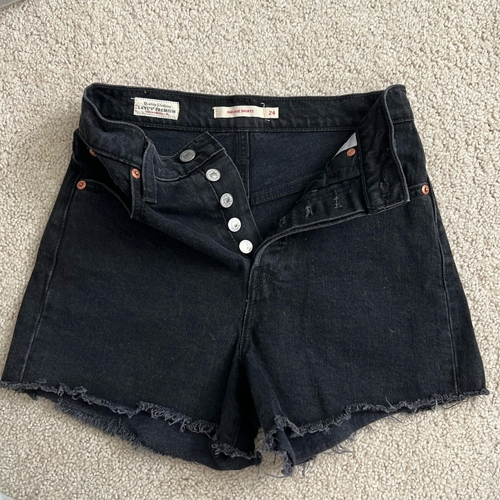 Levi Ribcage Shorts